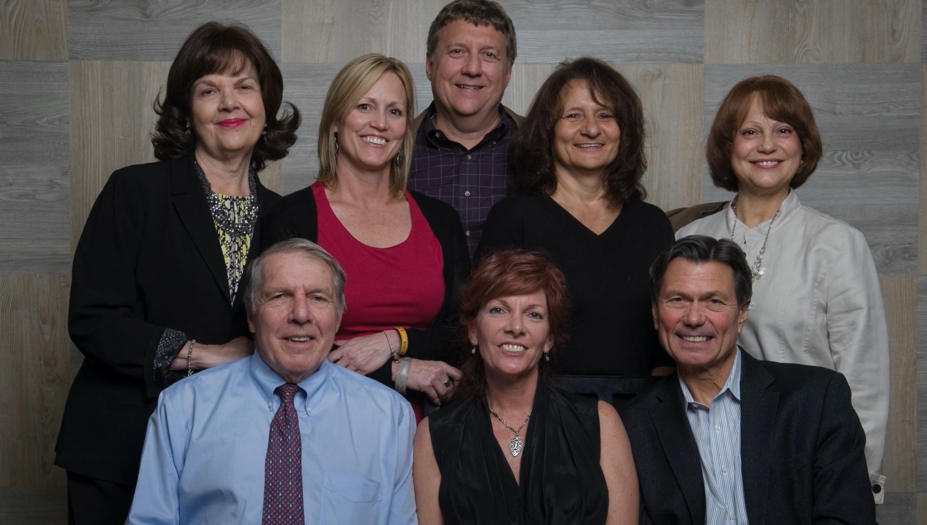 Dr. Apple with seven members of Shepherd Center's research team.